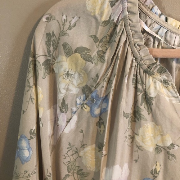 C&C California Blouse - Picture 3 of 6